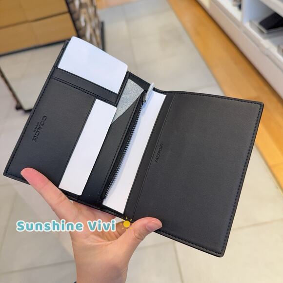 NWT Coach Passport Case Wallet CY902 Signature Canvas Patches Gunmetal/Charcoal - Picture 3 of 8